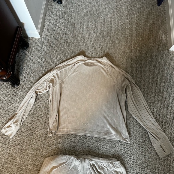 OFFLINE by Aerie Cozy Class Set (will sell separately, just ask!) - Picture 9 of 11